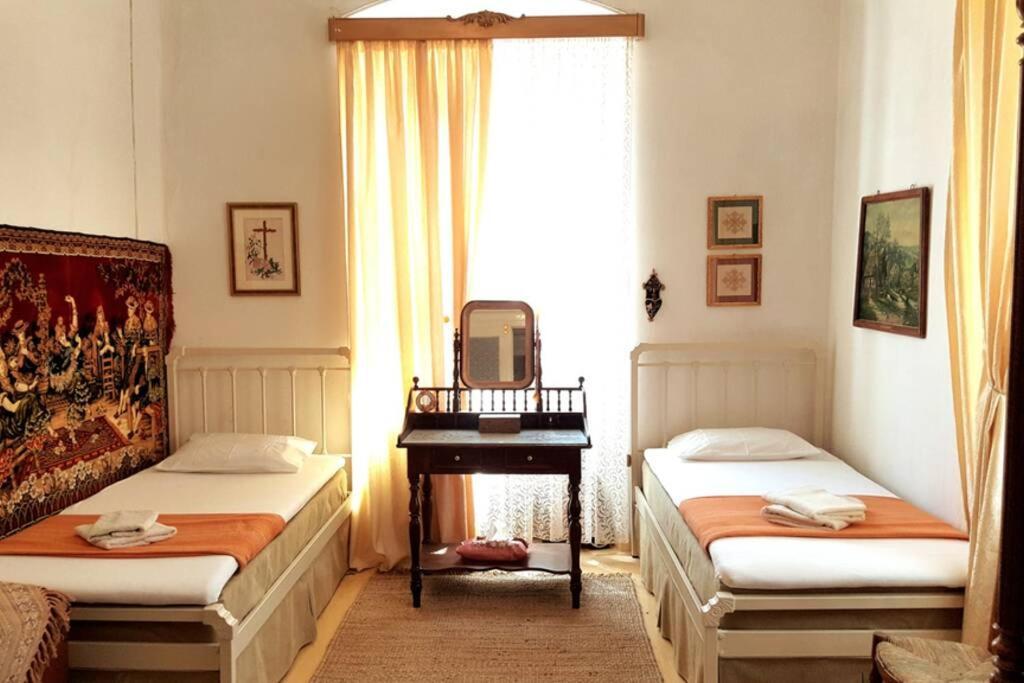 Mansion Alexandri Daire İdra Dış mekan fotoğraf